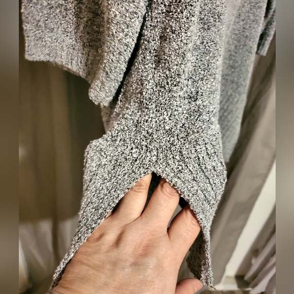 Very J Gray Cardigan - Picture 3 of 10